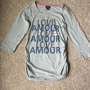 Size large love amour maternity shirt.  3/4 sleeve
